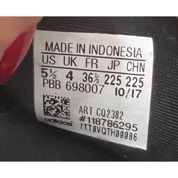 Adidas Superstars Women Slip On Shoes Size 5.5 Black White Flat Heel - Picture 8 of 11